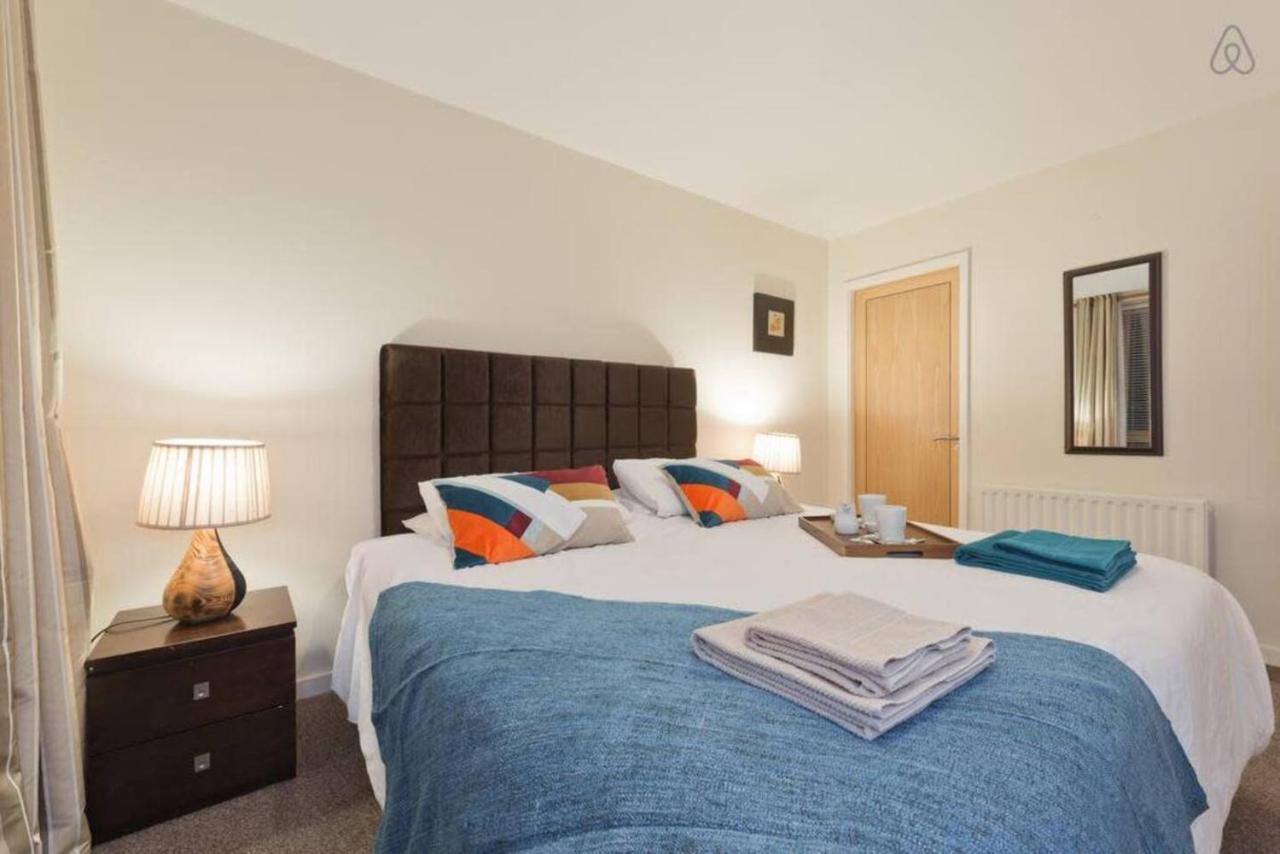 Apartment Stylish 3-bed Penthouse In Silicon Docks *