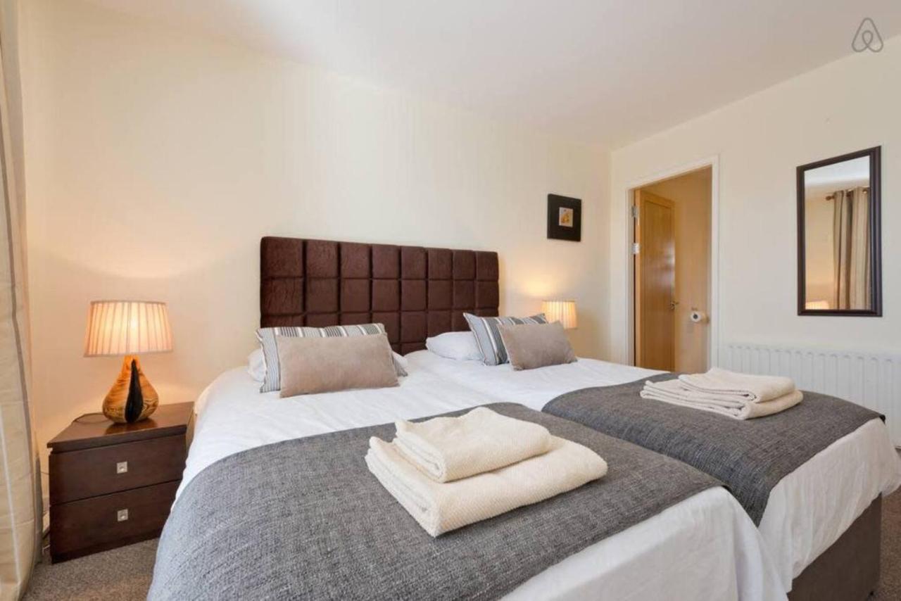 Stylish 3-bed Penthouse In Silicon Docks