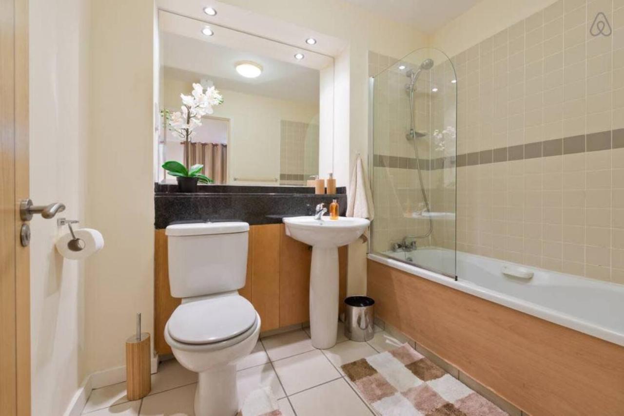 Stylish 3-bed Penthouse In Silicon Docks Apartment Dublin